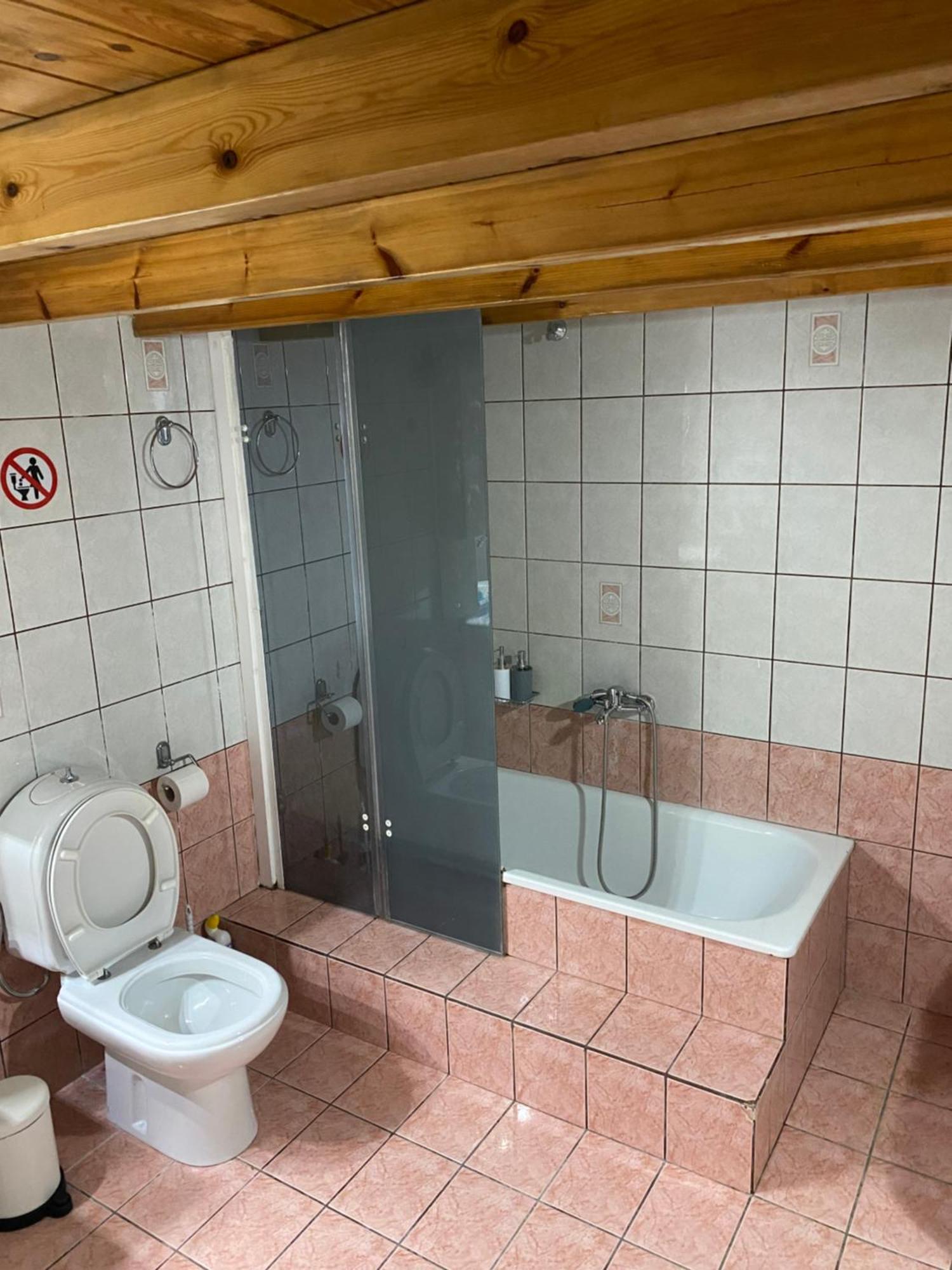 Ambelos Skala Mytilíni Buitenkant foto